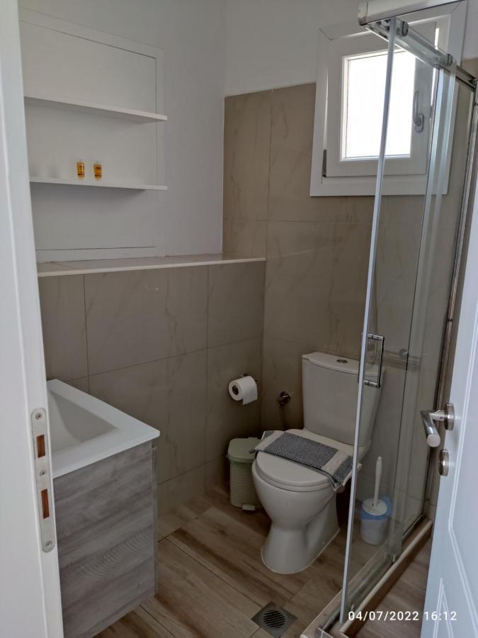 Smyrnis Apartments Ermoupoli Bagian luar foto